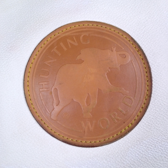 Vintage 1990's Hunting World Full Size Leather Travel Bag Suitcase - Picture 2 of 16